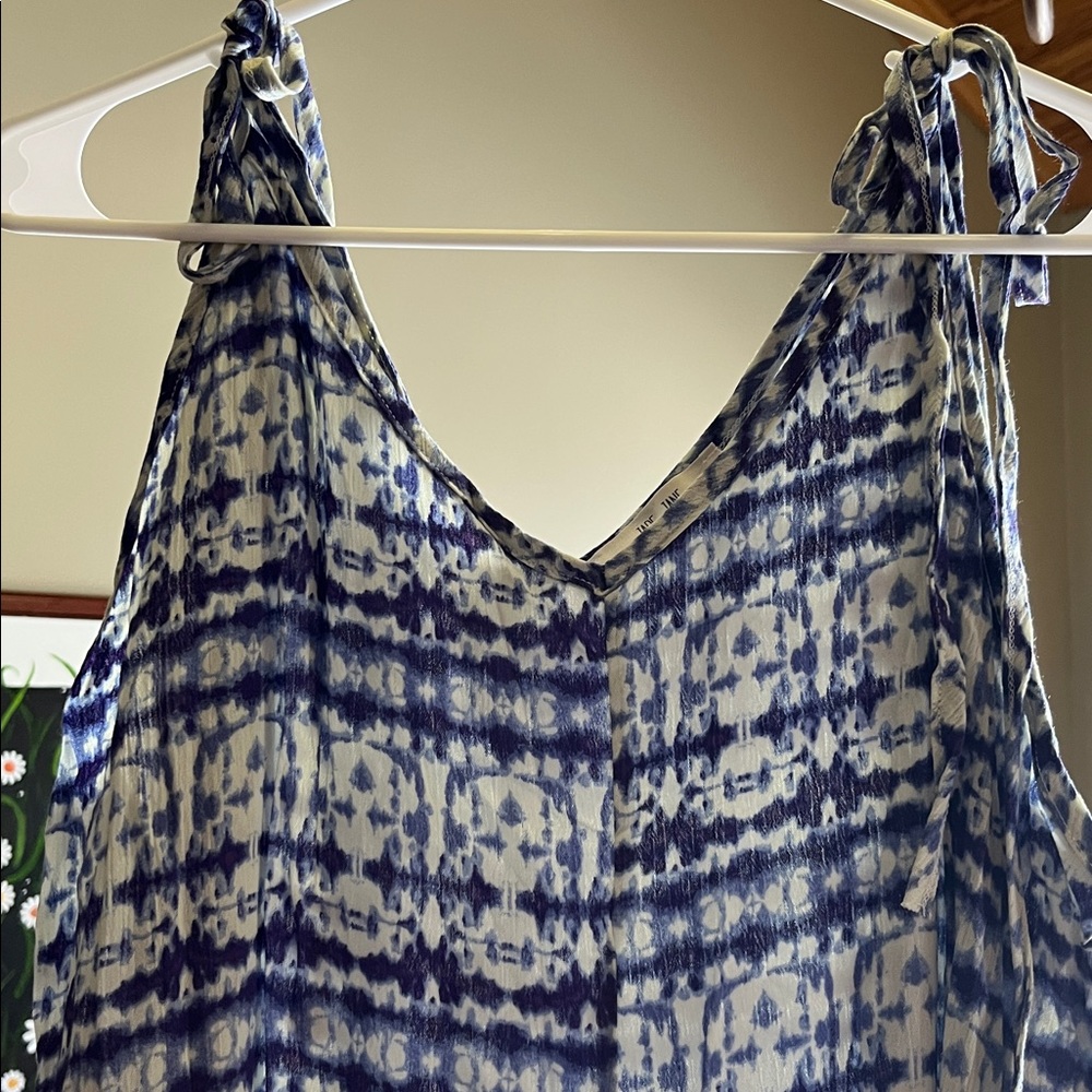 Blue and White Patterned pants jumpsuit - Picture 3 of 3